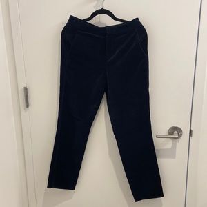 Brand new, perfect condition, Massimo Dutti straight legged woman’s pants.